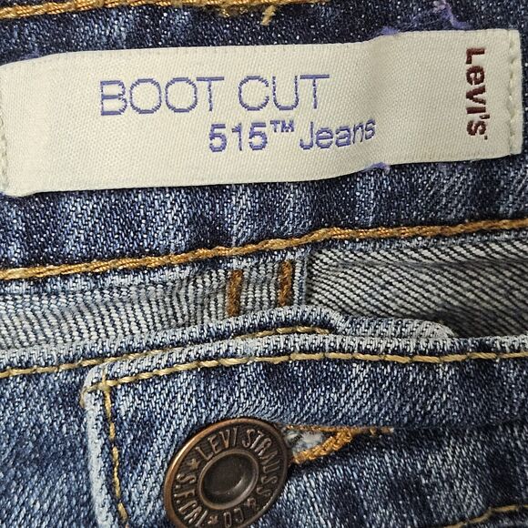 Levi's 515 Jeans Women’s (31x32) Blue Bootcut Mid Rise Flap Pockets Western GUC - Picture 2 of 9